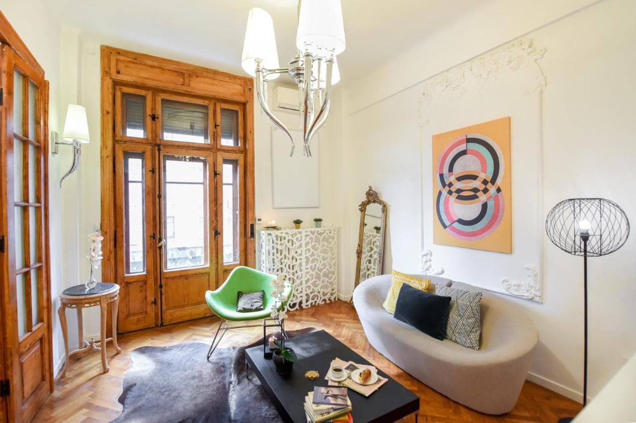 Vintage Elegance, Modern Comfort: 1Br Apartment Overlooking Calea Victoriei Bucarest Exterior foto